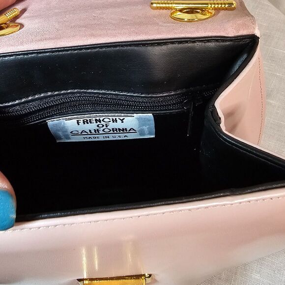 Vintage Frenchy of California Pink Leather Shoulder Bag Purse w Gold Chain Strap - Picture 3 of 9
